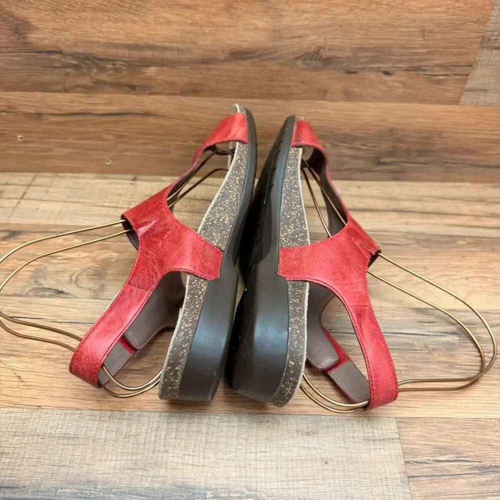 Dansko Reece Women's size 10.5 EU41  red  Leather Slingback Sandals